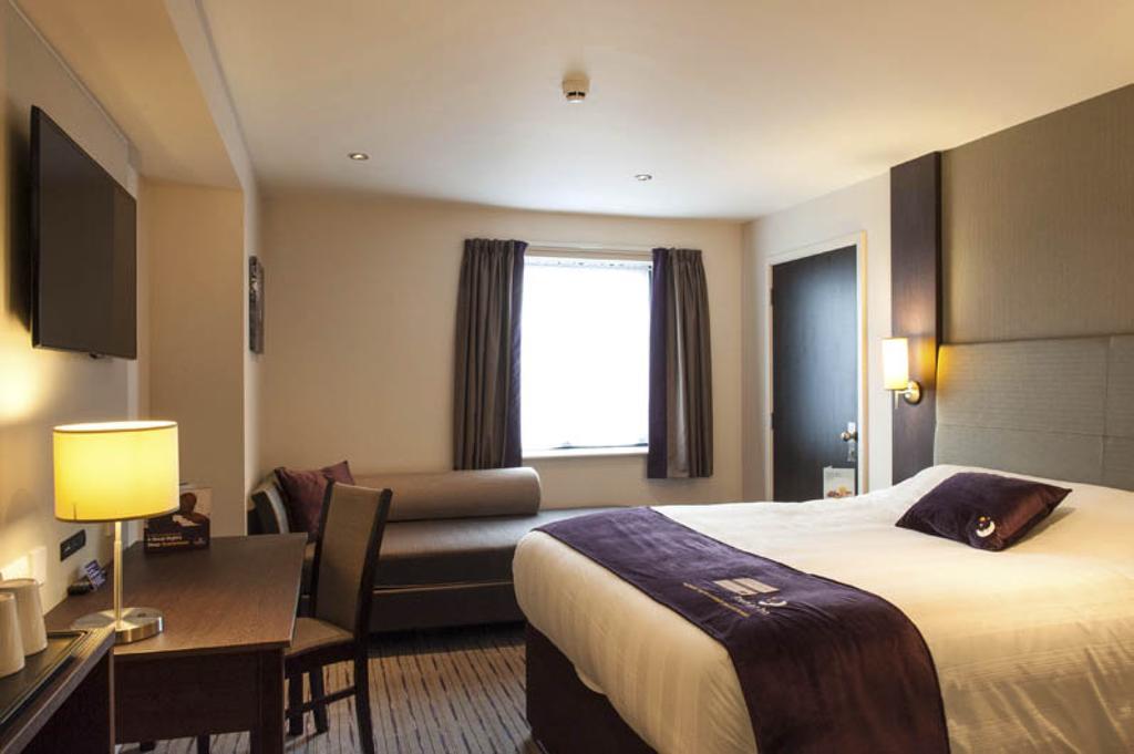 Premier Inn Dundee North Eksteriør bilde