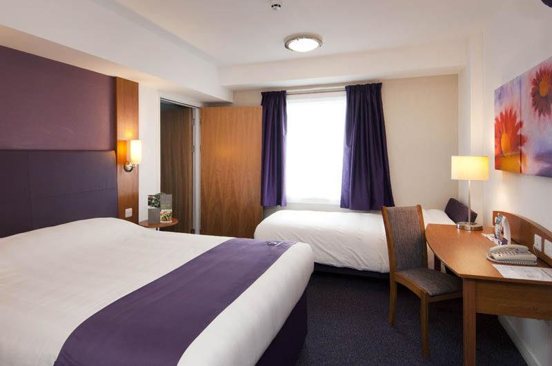 Premier Inn Dundee North Eksteriør bilde
